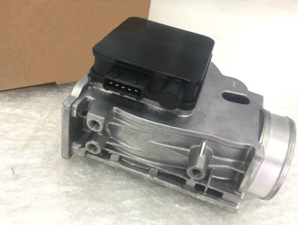 Opel Vectra A 2.0 8V Hava Debimetresi