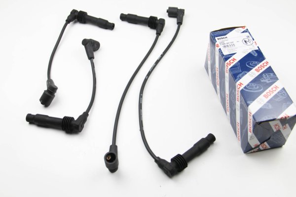 Opel Tigra A 1.6 16V Buji Kablo Takımı Bosch
