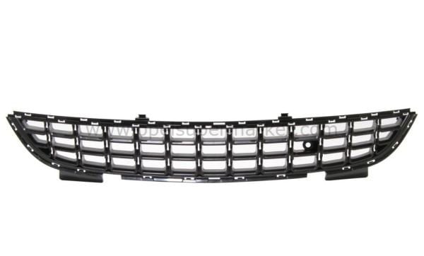 Opel Corsa D Ön Tampon Orta Izgarası (2011 Model Sonrası) Makyajlı Kasa